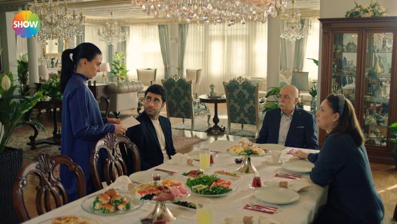 Kızılcık Şerbeti 13 Bölüm Kıyafetleri