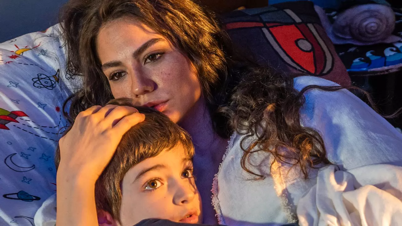 Adım Farah Dizisini nasıl buldunuz